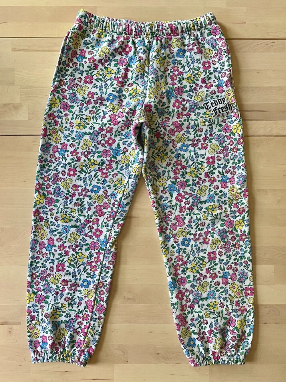 Teddy Fresh Unisex White Floral Flowers Print Sweatpants Joggers size Small
